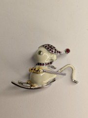 Silver Tone Enamel & Red Rhinestone Skiing Mouse Brooch