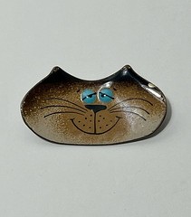 Vintage Nanci Copper Enameled Cat Face Brooch Pin Blue Eyes Artisan Made Signed