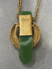 VTG Signed Crown Trifari Faux Jade Shades Of Green Goldtone Pendant Necklace