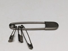 Vintage Lot of 4 Saftey Pins