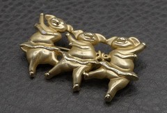 Brushed Gold Tone Brooch Pin Pigs Dancing Vintage MCM Piglets Ballerina