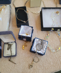 #A1 VINTAGE LOT OF MIXED JEWLERY NECKLACES ETC. IN BOXES FROM A LOCAL ESTATE