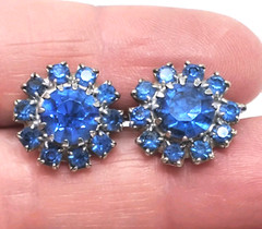 1950s JUDY LEE Clip On Earrings Sapphire Blue Rhinestone Flower Art Glass