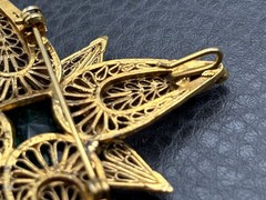 Vintage 80s HUGE Gold Tone Filigree Star Brooch Celestial Green Rhinestone Pin