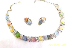 RARE LISNER IRIDESCENT RIBBED GLASS RHINESTONE FRUIT SALAD NECKLACE EARRINGS SET
