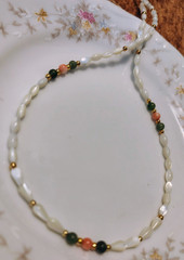 Vtg Mother of Pearl Oval Pear Beads Coral Jade Glass Bead Barrel Clasp Necklace
