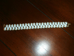 Vintage Crown Trifari Brushed Textured Gold-Tone White Beaded 7.5″ Bracelet