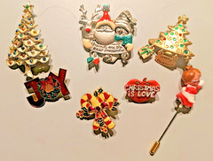 Christmas Holiday Jewelry Lot Brooches Pins Watch Charm Bracelet Pouch 11 Pc