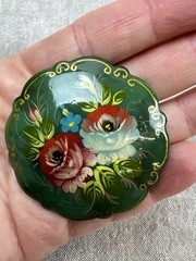 Vtg Russian Handpainted Pin Brooch Floral Green Lacquer Flowers Multicolor