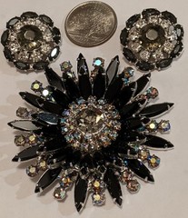 Vintage Juliana (D&E) Black Navette Rhinestone Brooch with Signed Reinad Clip-On