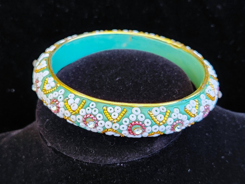 Vintage BOHO CHIC Beadwork Bangle Bracelet vintage Coachella hippie – b1107