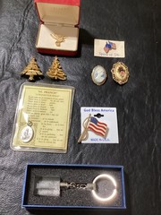 Vintage jewelry lot everything in the pictures, estate find