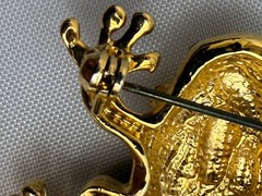 Vintage Green Blue Enamel Frog Brooch Gold Tone Rhinestone Eyes Figural Pin