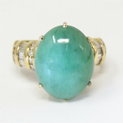 NYJEWEL 18k Yellow Gold Jade & Diamond Ring