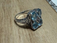 .925 Sterling Silver Vintage Ring ESTATE piece BLUE TOPAZ Antique Style Size 9