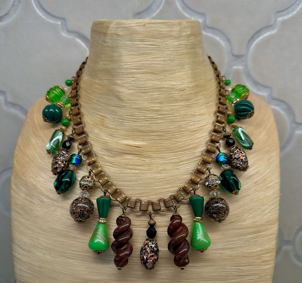 VINTAGE UNSIGNED MIRIAM HASKELL BOOKCHAIN NECKLACE BIB VARIED GLASS TASSEL DROPS