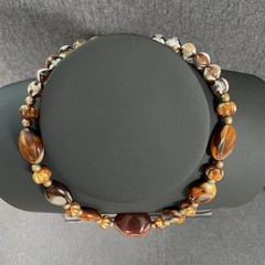 Vintage Napier Geometric Multi Color Agate Stone & Gold Tone Beads Necklace 18″