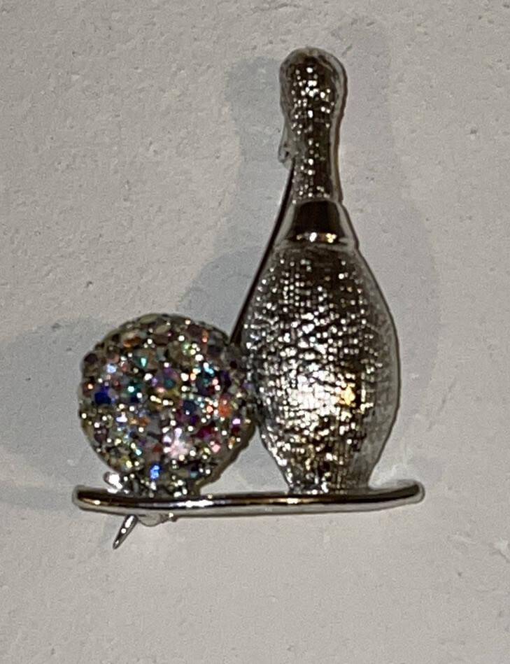 Vintage DODDS Bowling Pin Ball Aurora Borealis Rhinestone Costume Jewelry Brooch