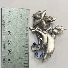 Vintage Beautiful KC Kenneth Cole Brooch Silver Tone
