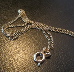 PEARL PENDANT NECKLACE Yellow Gold Tone Elegant Setting 1950s Dainty Tiny Links