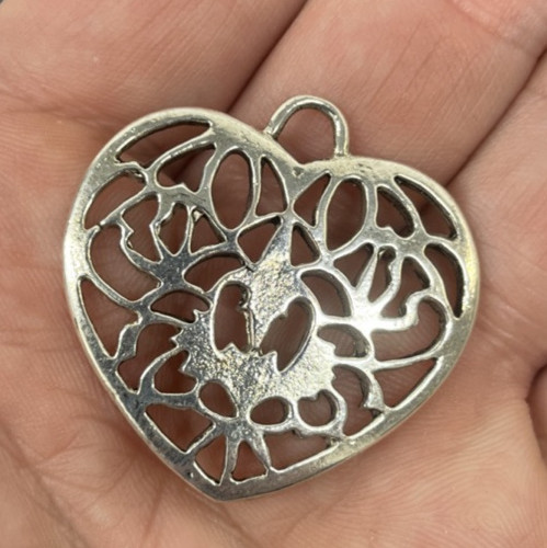 Pewter Heart Charm 5.5grams Pewter 1″ Pendant Metal Jewelry Design Hanging