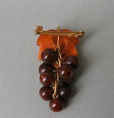 Vintage Natural Baltic Amber Grapes Brooch USSR Gold Plated Pin