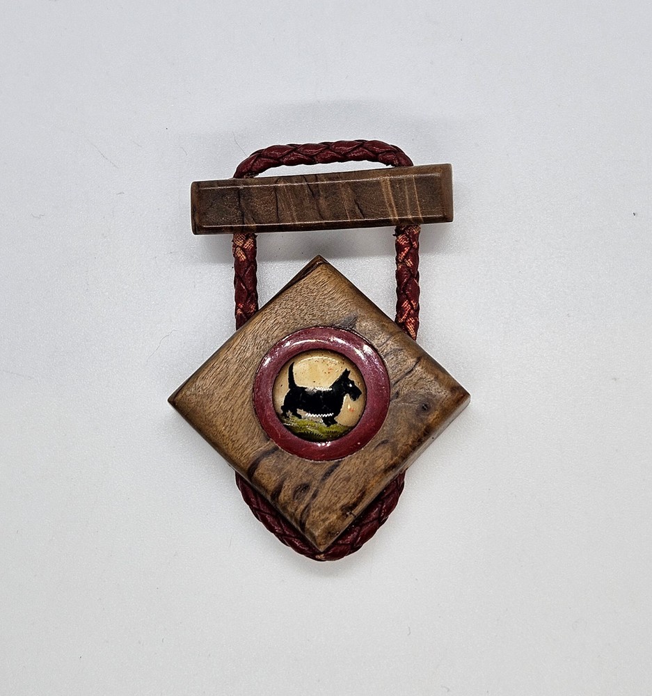 Vintage SCOTTIE Scotty Brooch pin Reverse Intaglio Bakelite Wood Braided Leather