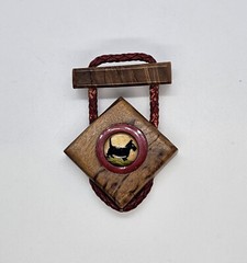 Vintage SCOTTIE Scotty Brooch pin Reverse Intaglio Bakelite Wood Braided Leather
