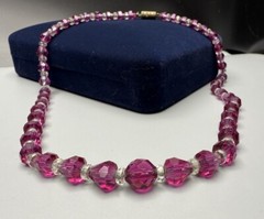 Czech Deep Fuchsia Pink & Clear Faceted Graduated Bead Necklace Vintage 17” 30g