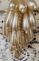 Vtg Glamorous Cha Cha Statement Burst Earrings Faux Pearl Cluster Fringe Clip On