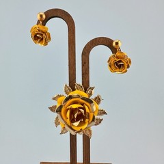 Vintage Yellow Enamel Flower Brooch Dangle Earrings Set Gold Tone Cabbage Rose
