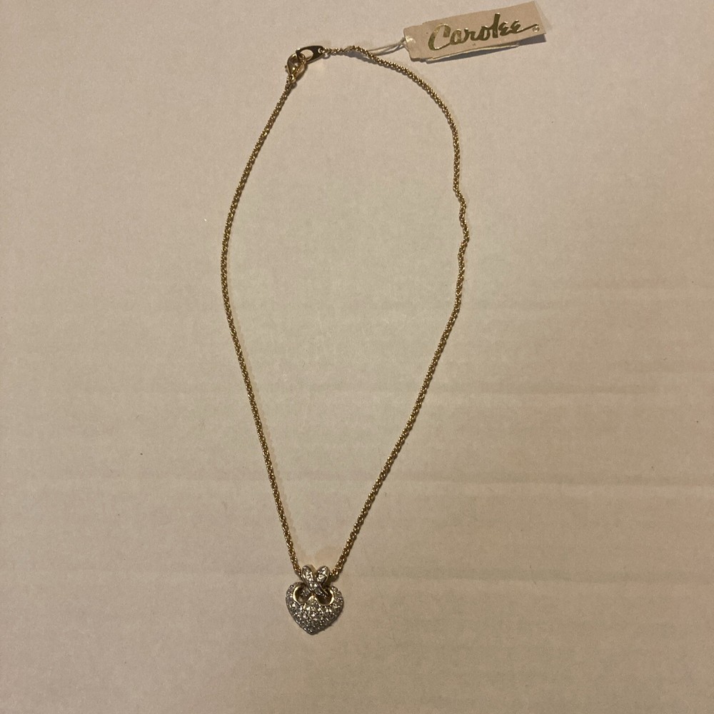 NWT Carol Lee Heart Goldtone Carolee Necklace Nice Chain Nice Detailed Pendant