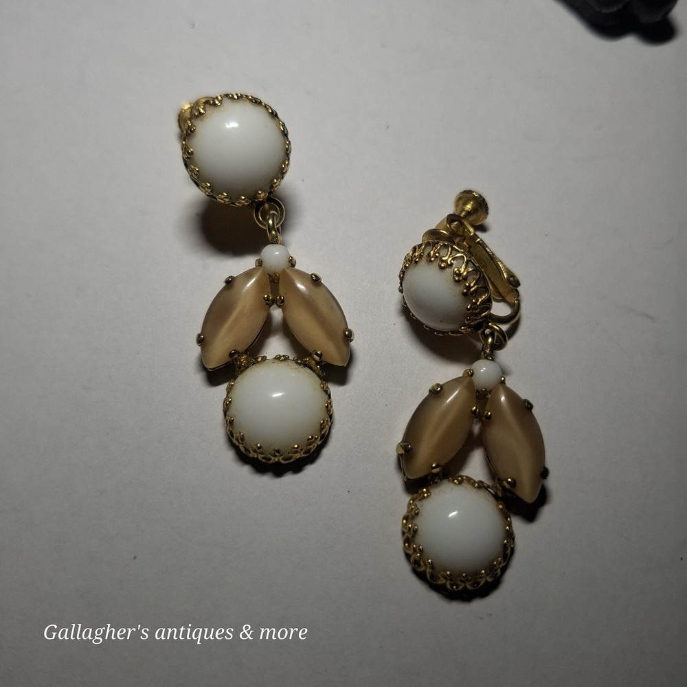 Pair of vintage white DANGLE DROP Clip on earrings maybe Trifari Or Schreiner