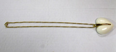 Vintage 70s Crown Trifari Cream / Off White Lucite Heart Gold Tone Necklace