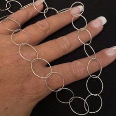 LIGHTWEIGHT ESTATE STERLING SILVER CIRCLE LINK TEXTURE DETAIL NECKLACE 18.25”