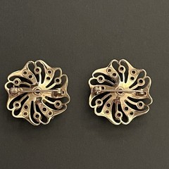 Vintage Set Of 2 Green Colorless Rhinestone Prong Gold Tone Scatter Pins