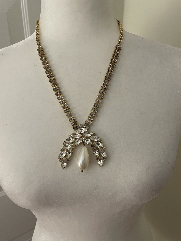 Vintage 1950’s-1970’s Faux Pearl & Rhinestone Pendant & Clip On Earring Set