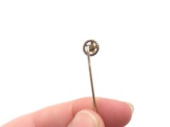 Vintage 14k Solid Gold Pearl Star Setting Circle Stick Pin Hat Pin .9 grams