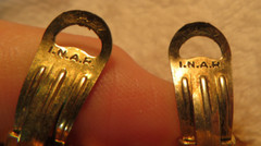 I.N.A.R ITALY Vintage Clip-on Earrings Gold Tone & Silver Tone NICE!