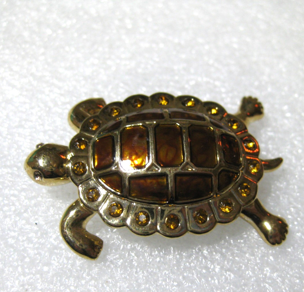 Lauren Conrad Signed Vintage Turtle Pin Gold Tone Honey Colored Enamel brooch
