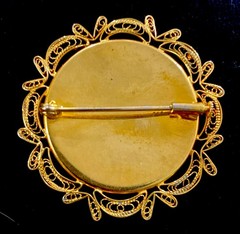 Vintage Damascene Brooch Black Gold Tone Trombone Clasp Filigree Bird Floral