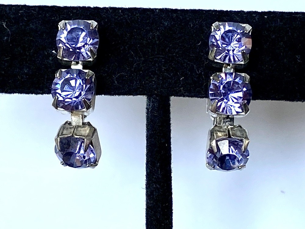 Vintage Purple Crystal Rhinestone clip on Dangle/Drop Earrings