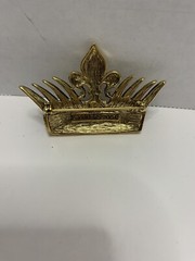 Vintage WONDERS 2004 ”Masters of Florence Medici” Rhinestone Crown Brooch Pin