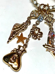 Kirks Folly MAKE A WISH MAGIC LAMP Brooch Rhinestone Charms Gold Tone 3.25″