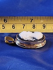 Vtg Carved Cameo Locket Pendant, 1” Oval, Gold Tone, Wonderful Condition