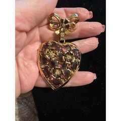 1950s Coro Heart Brooch Gold Tone & Purple Stones 3″