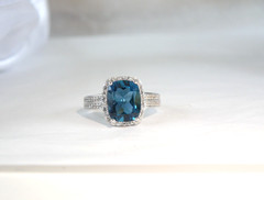Vintage Sterling Silver 925 Natural Heated London Blue Topaz Ring Size 7