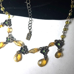 Vintage 90s 1928 Bronze Tone Acrylic Beads Lightweight Chain Choker Necklace 19″