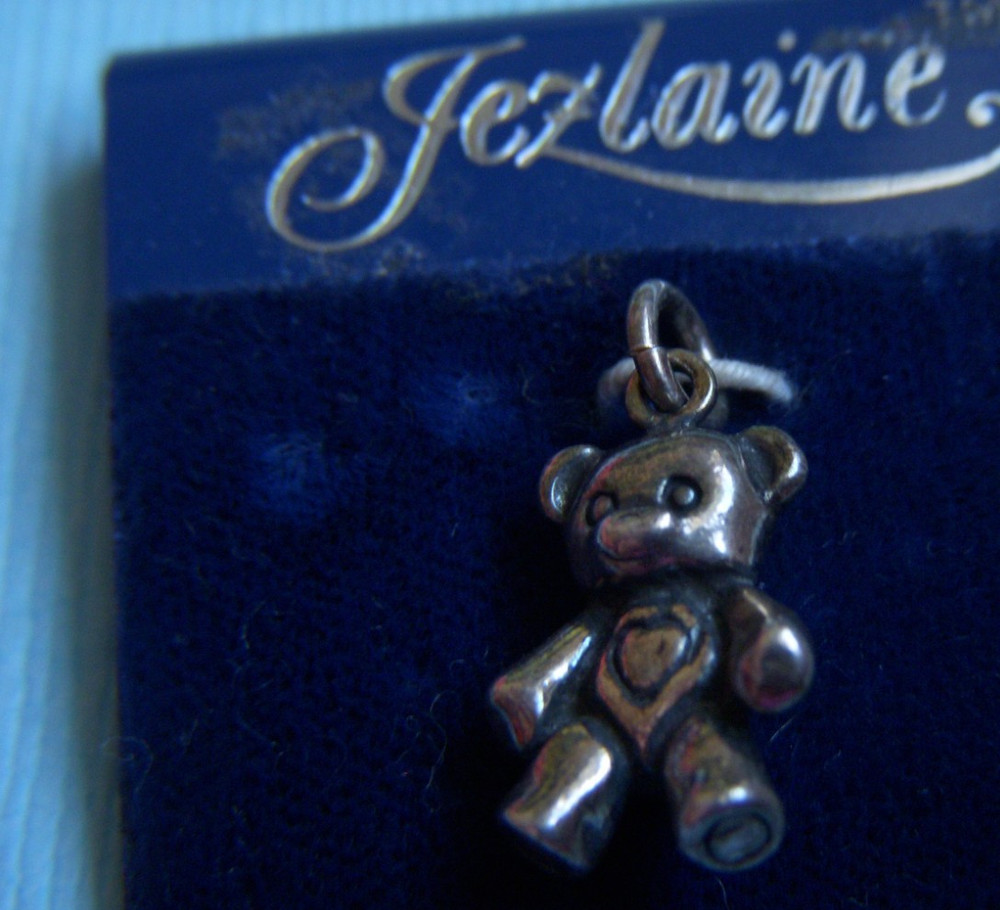 Vintage Jezlaine teddy bear sterling charm