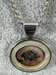 ESTER MOTHER PEARL 14K GOLD ACCENTS JANUARY FLOWER CARNATION 925 SILVER NECKLACE